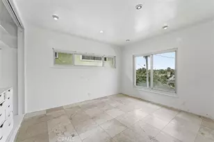 2401 W 102nd St, Inglewood, CA 90303 - Photo 22