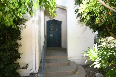 1353 S Redondo, Los Angeles, CA 90019 - Photo 12