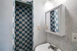 4162 W 162nd St, Lawndale, CA 90260 - Photo 18