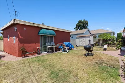 11028 Spinning, Inglewood, CA 90303 - Photo 18