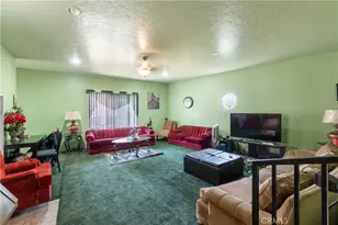 11028 Spinning, Inglewood, CA 90303 - Photo 14