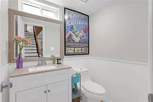 20906 Almazan Rd, Woodland Hills, CA 91364 - Photo 18