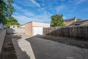 1320 N Neptune Ave, Wilmington, CA 90744 - Photo 30