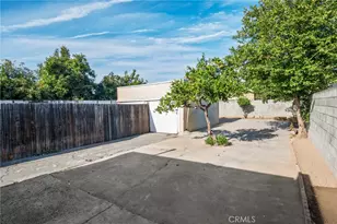 1320 N Neptune Ave, Wilmington, CA 90744 - Photo 24