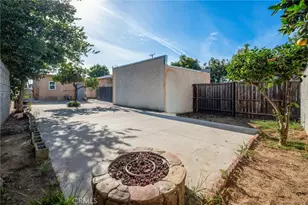 1320 N Neptune Ave, Wilmington, CA 90744 - Photo 28