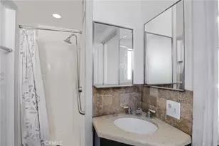 11234 Hatteras, North Hollywood, CA 91601 - Photo 20