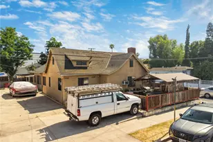 11234 Hatteras, North Hollywood, CA 91601 - Photo 32