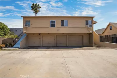 11234 Hatteras, North Hollywood, CA 91601 - Photo 2