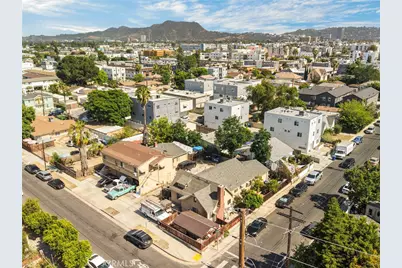 11234 Hatteras, North Hollywood, CA 91601 - Photo 42
