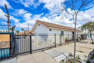519 Broad Ave, Wilmington, CA 90744 - Photo 2