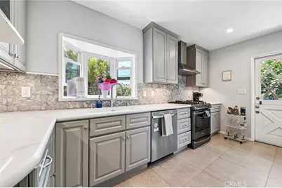 6320 W 85th Street, Los Angeles, CA 90045 - Photo 10