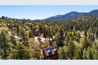 43564 Yosemite, Big Bear Lake, CA 92315 - Photo 12