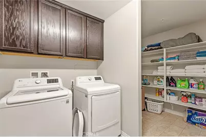 18300 Long Leaf Pine Court, San Bernardino, CA 92407 - Photo 24