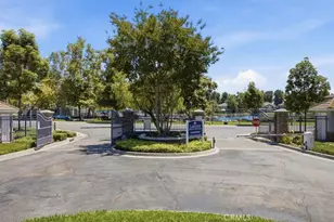 5 Woodlake, Buena Park, CA 90621 - Photo 24