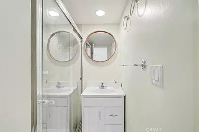 1725 Axenty, Redondo Beach, CA 90278 - Photo 36