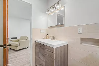 1725 Axenty, Redondo Beach, CA 90278 - Photo 12