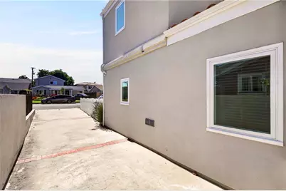 18438 Amie Avenue, Torrance, CA 90504 - Photo 58