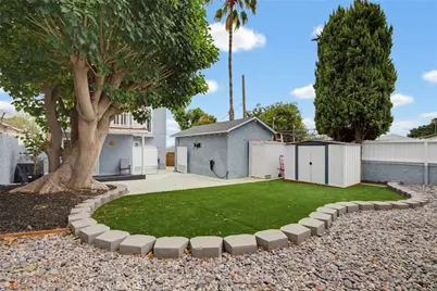 1073 W Upland Avenue, San Pedro, CA 90732 - Photo 30