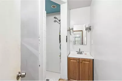 626 S Inglewood, Inglewood, CA 90301 - Photo 26