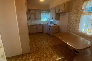 8826 S Van Ness, Los Angeles, CA 90047 - Photo 6