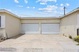 10605 Buford Ave, Inglewood, CA 90304 - Photo 6