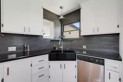 7871 Toland Avenue, Los Angeles, CA 90045 - Photo 12
