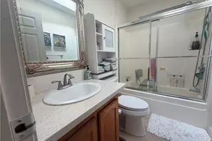 2601 E Victoria St, Carson, CA 90220 - Photo 32
