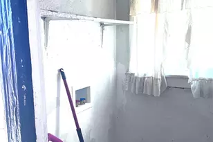 144 W 103rd St, Los Angeles, CA 90003 - Photo 14