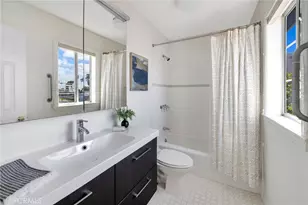 105 N Broadway, Redondo Beach, CA 90277 - Photo 16