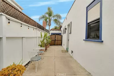 2431 S Holt, Los Angeles, CA 90034 - Photo 20