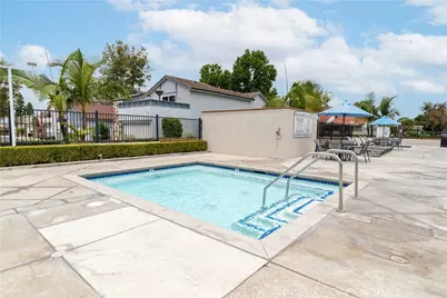11464 Miscou Way, Cypress, CA 90630 - Photo 36
