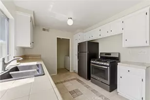 11464 Miscou Way, Cypress, CA 90630 - Photo 20
