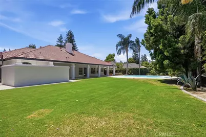2305 Nantes, Bakersfield, CA 93311 - Photo 44