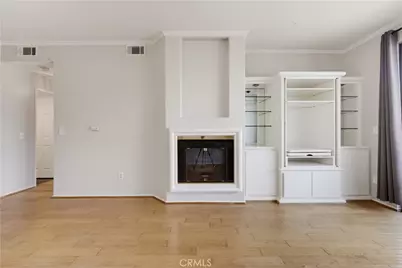 555 Maine Avenue #207, Long Beach, CA 90802 - Photo 6