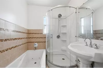 2136 W 75th Street, Los Angeles, CA 90047 - Photo 14