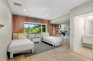 11661 Picturesque Dr, Studio City, CA 91604 - Photo 18