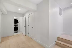 11661 Picturesque Dr, Studio City, CA 91604 - Photo 20