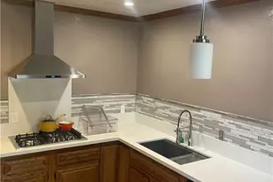 900 E Alpha St, Inglewood, CA 90302 - Photo 6