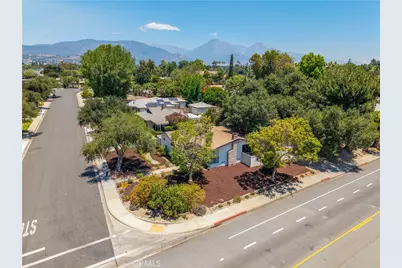 302 Taylor, Claremont, CA 91711 - Photo 38
