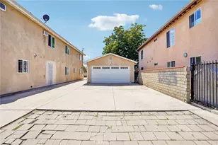 11421 Stanford Ave, Los Angeles, CA 90059 - Photo 48