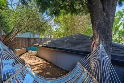 1539 Elevado Street, Los Angeles, CA 90026 - Photo 42