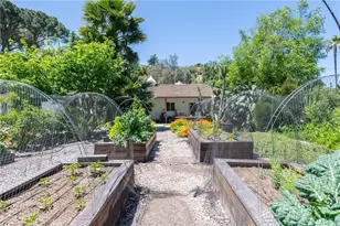 2 Chuckwagon, Rolling Hills, CA 90274 - Photo 32