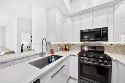 533 S St Andrews Place #408, Los Angeles, CA 90020 - Photo 18