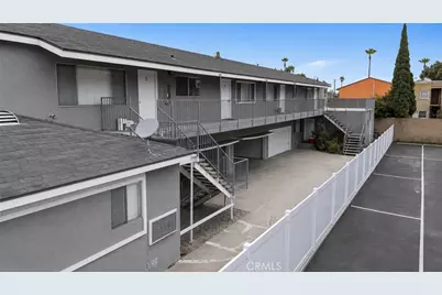 2311 Vanderbilt Ln., Redondo Beach, CA 90278 - Photo 4