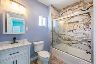 2041 W 29th Pl, Los Angeles, CA 90018 - Photo 20