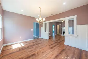 2041 W 29th Pl, Los Angeles, CA 90018 - Photo 10