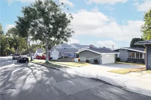 705 W Palm, El Segundo, CA 90245 - Photo 20