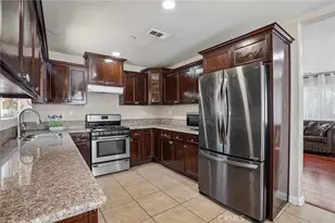 11421 Stanford Ave, Los Angeles, CA 90059 - Photo 14