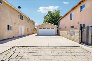 11421 Stanford Ave, Los Angeles, CA 90059 - Photo 48