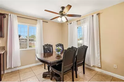 11421 Stanford Avenue, Los Angeles, CA 90059 - Photo 32